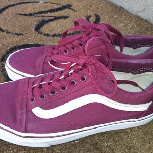 Vans women size 9.5 burgundy and white